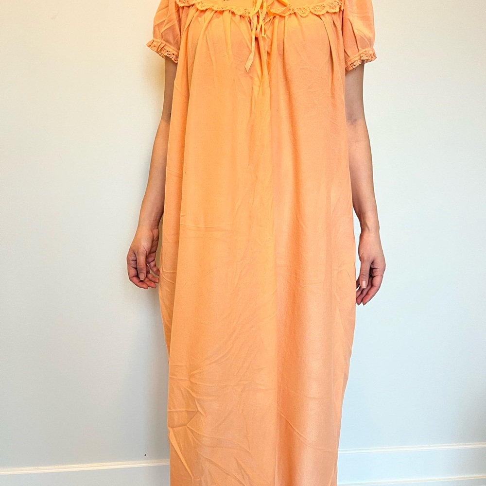 Vintage Peach Nightgown with Embroidered Floral Detail and Lace Trim by Pretty's